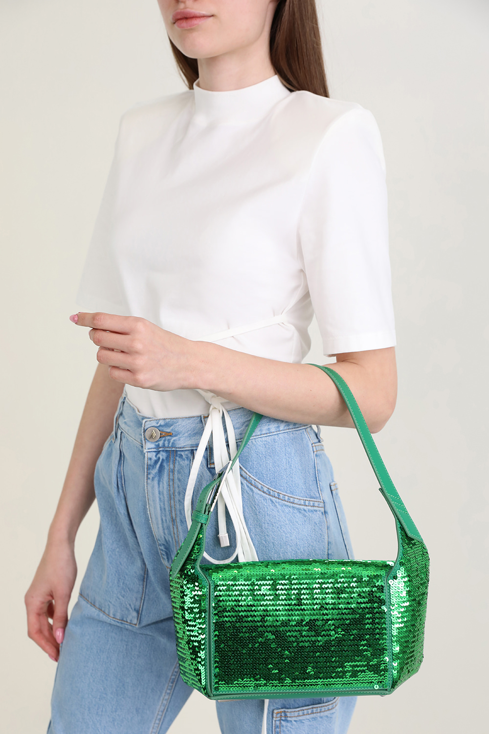 תיק כתף גיאומטרי מעור עם פייטים